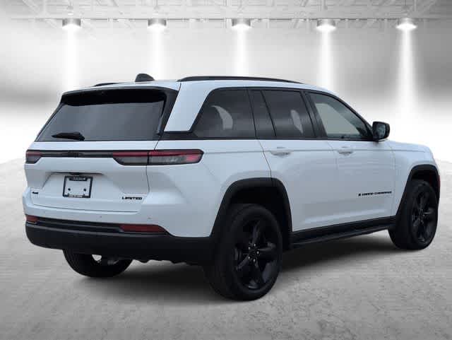 Thumbnail: 2024 Jeep Grand Cherokee - 8