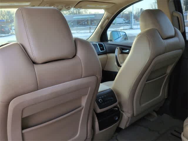 Thumbnail: 2012 GMC Acadia - 18