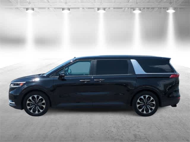 Thumbnail: 2022 Kia Carnival - 5