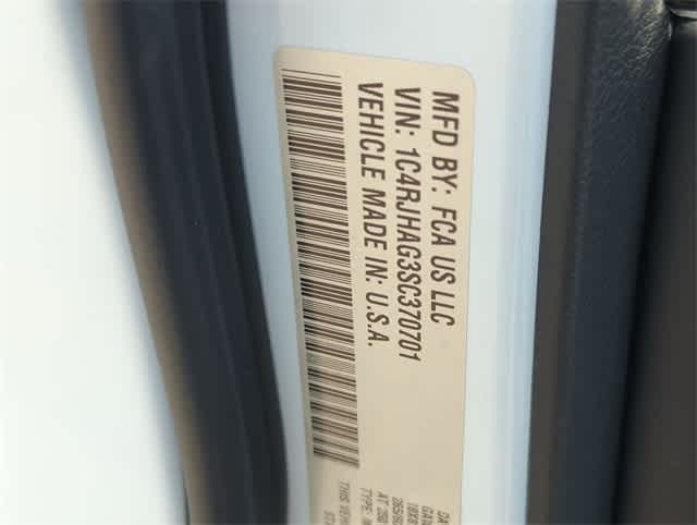 Thumbnail: 2025 Jeep Grand Cherokee - 37