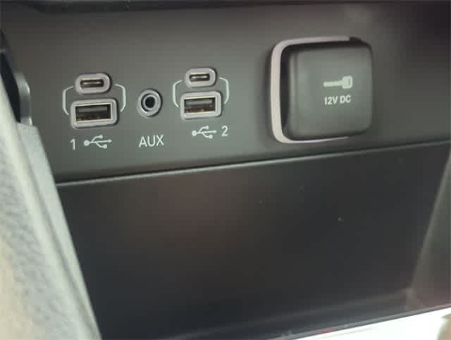 Thumbnail: 2025 Jeep Grand Cherokee - 31