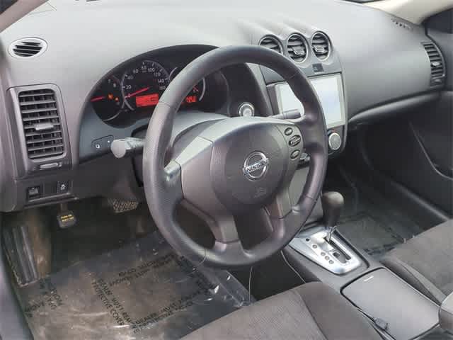 Thumbnail: 2012 Nissan Altima - 10