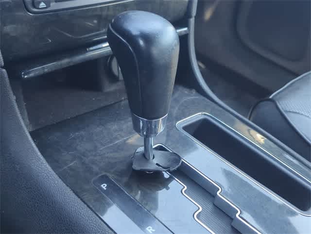 Thumbnail: 2013 Chrysler 300 - 32