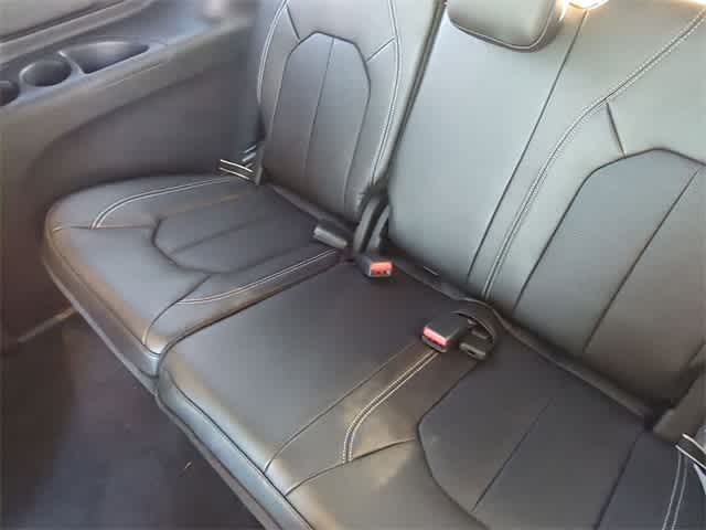 Thumbnail: 2026 Chrysler Pacifica - 21