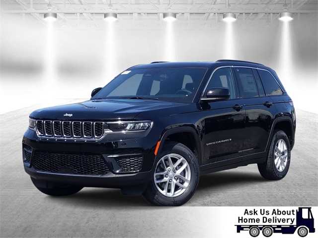 2025 Jeep Grand Cherokee Laredo -
                  Garden City, MI
