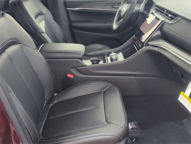 Thumbnail: 2025 Jeep Grand Cherokee - 23