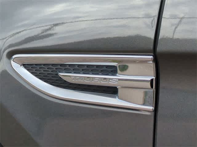 Thumbnail: 2015 Ford Taurus - 13