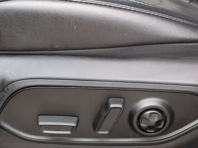 Thumbnail: 2025 Jeep Grand Cherokee - 17