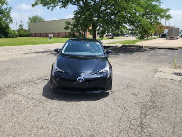 Thumbnail: 2016 Toyota Prius - 9