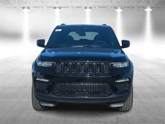 Thumbnail: 2025 Jeep Grand Cherokee - 3