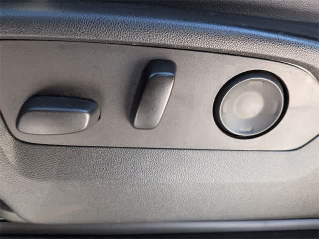 Thumbnail: 2021 GMC Yukon - 18