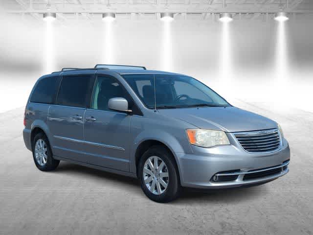 Used 2014 Chrysler Town & Country Touring with VIN 2C4RC1BG0ER112101 for sale in Garden City, MI