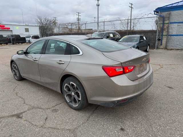 2023 Chevrolet Malibu 1LT photo 3