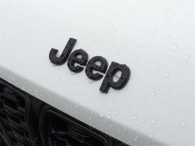 Thumbnail: 2025 Jeep Grand Cherokee - 11