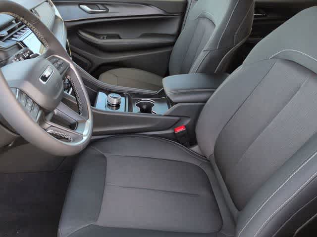 Thumbnail: 2025 Jeep Grand Cherokee - 15