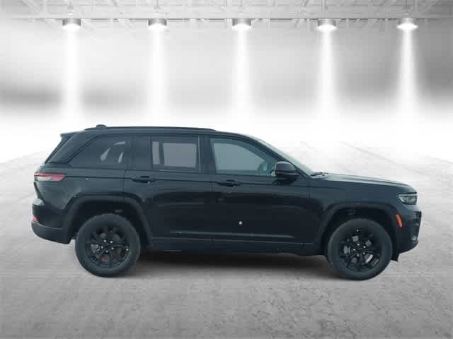 Thumbnail: 2025 Jeep Grand Cherokee - 9