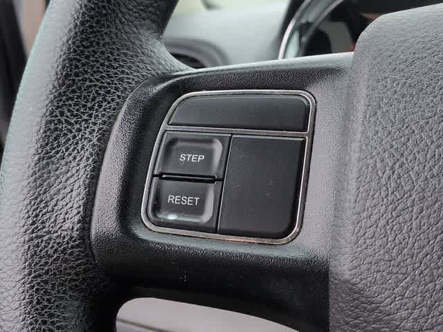Thumbnail: 2014 Dodge Grand Caravan - 24
