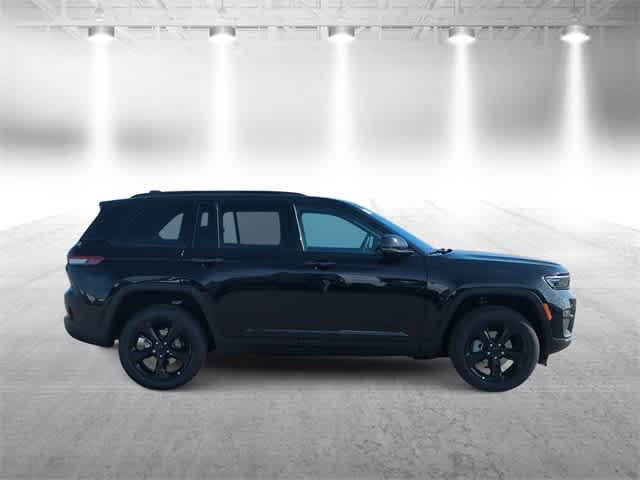 Thumbnail: 2025 Jeep Grand Cherokee - 9