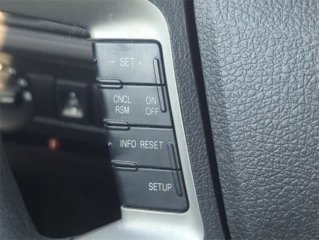 Thumbnail: 2012 Ford Fusion - 24