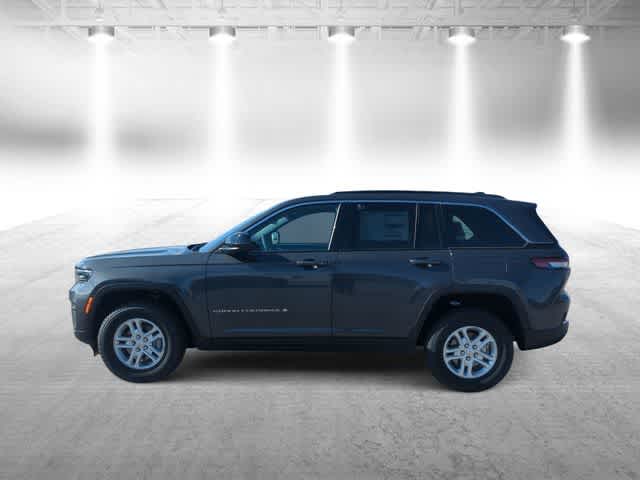 Thumbnail: 2025 Jeep Grand Cherokee - 5