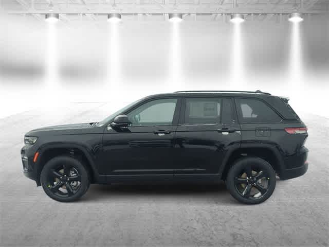 Thumbnail: 2025 Jeep Grand Cherokee - 5