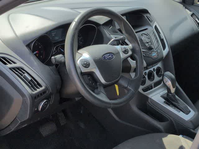Thumbnail: 2014 Ford Focus - 10