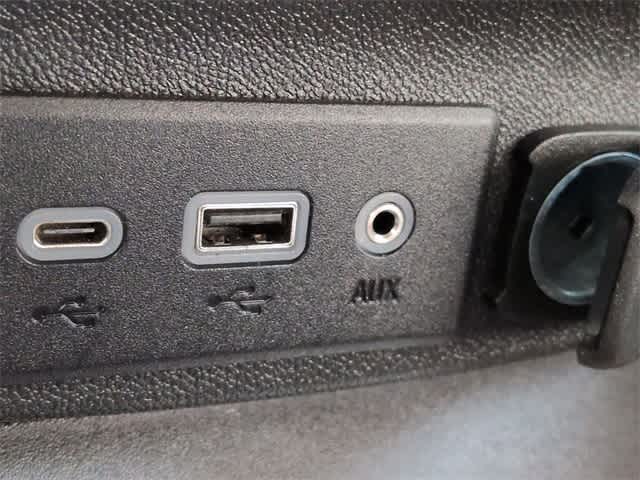 Thumbnail: 2023 Chevrolet Malibu - 29