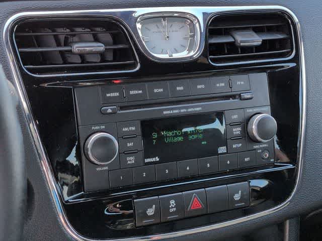 Thumbnail: 2013 Chrysler 200 - 26