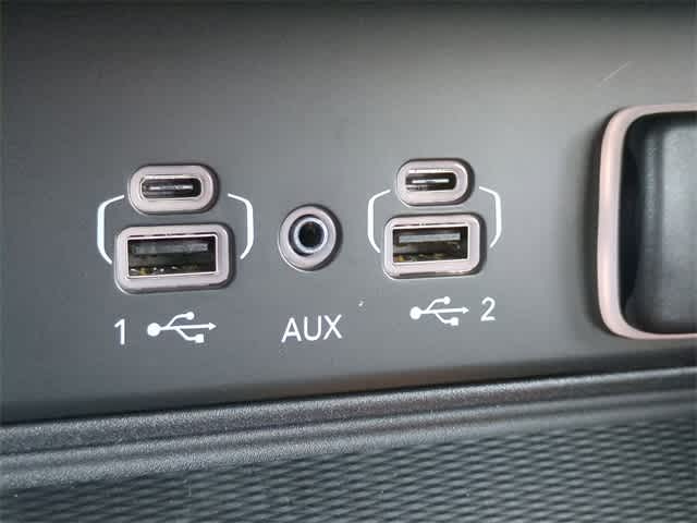 Thumbnail: 2025 Jeep Grand Cherokee - 31