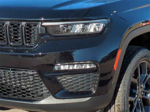 Thumbnail: 2025 Jeep Grand Cherokee - 11