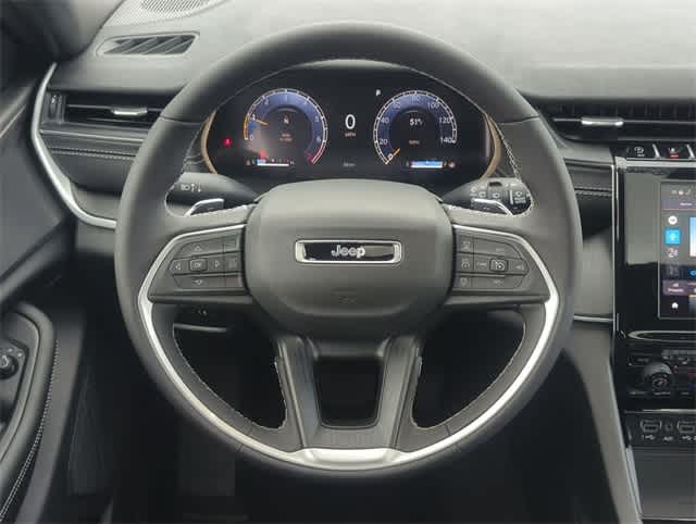 Thumbnail: 2025 Jeep Grand Cherokee - 24