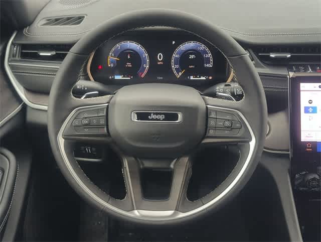 Thumbnail: 2025 Jeep Grand Cherokee - 22