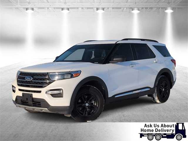 2022 Ford Explorer XLT's photo