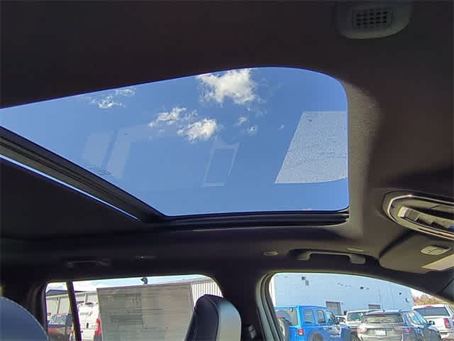 Thumbnail: 2025 Jeep Grand Cherokee L - 24