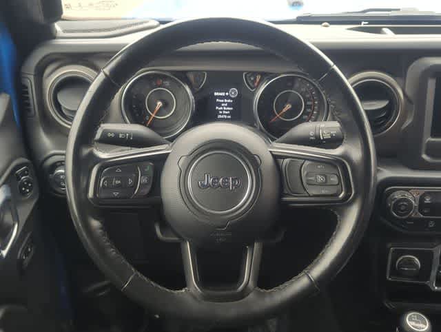 Thumbnail: 2022 Jeep Gladiator - 22