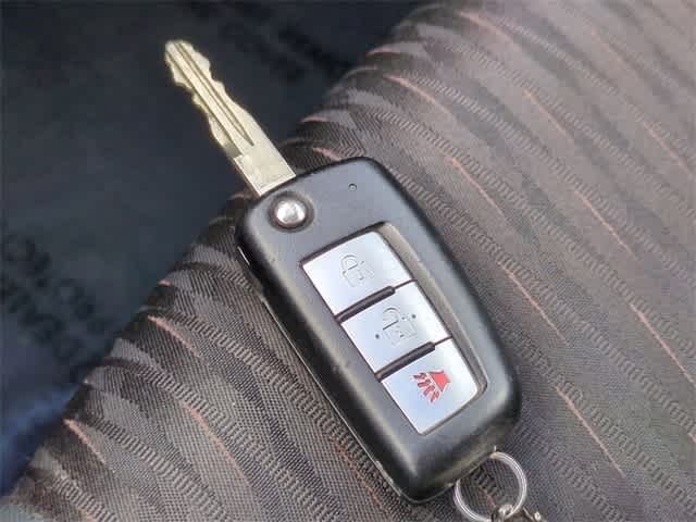 Thumbnail: 2020 Nissan Rogue - 32