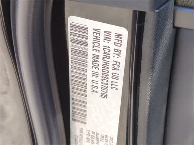 Thumbnail: 2025 Jeep Grand Cherokee - 36