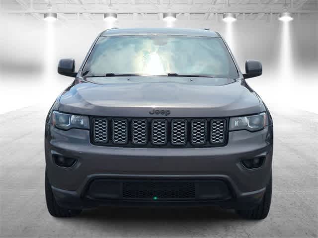 Thumbnail: 2019 Jeep Grand Cherokee - 3