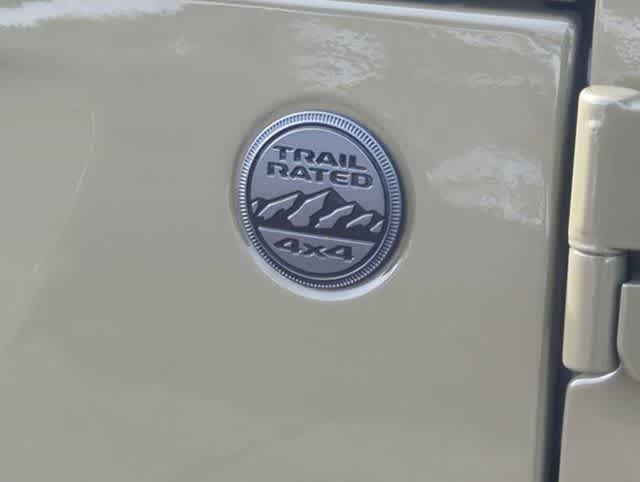 Thumbnail: 2026 Jeep Gladiator - 13