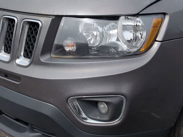 Thumbnail: 2017 Jeep Compass - 11
