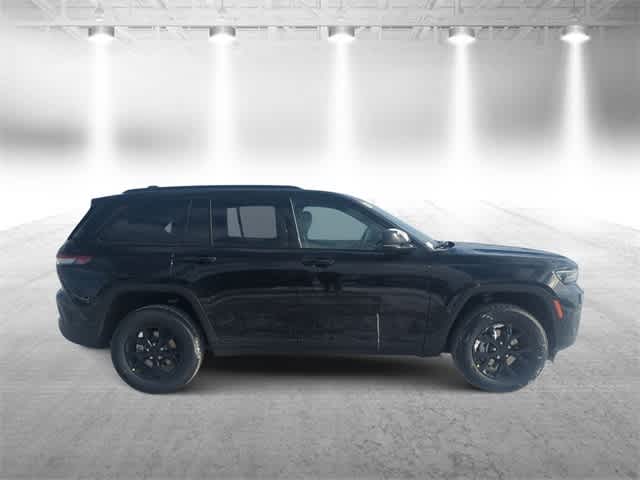 Thumbnail: 2025 Jeep Grand Cherokee - 9