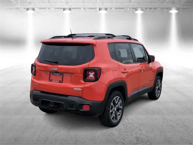 Thumbnail: 2017 Jeep Renegade - 8