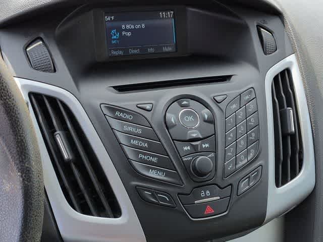 Thumbnail: 2014 Ford Focus - 23