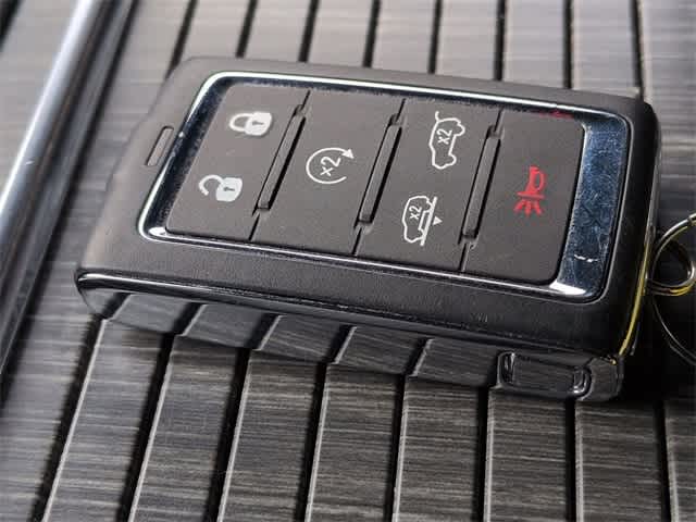 Thumbnail: 2024 Jeep Wagoneer - 36