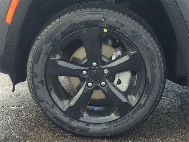 Thumbnail: 2025 Jeep Grand Cherokee - 14