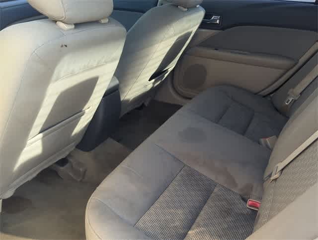 Thumbnail: 2012 Ford Fusion - 18