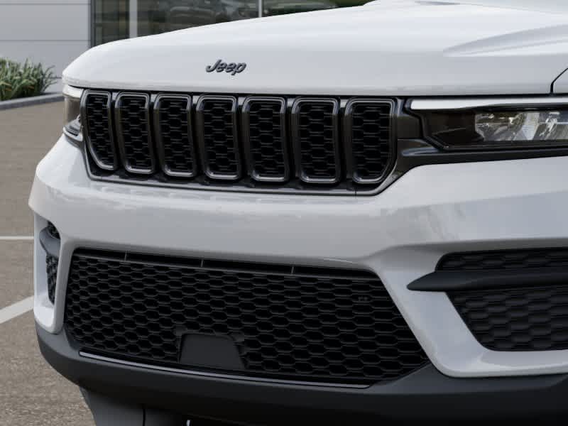 Thumbnail: 2025 Jeep Grand Cherokee - 11