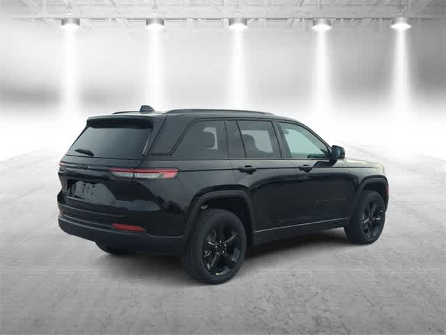 Thumbnail: 2025 Jeep Grand Cherokee - 8