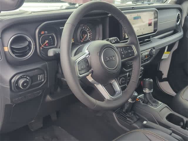 Thumbnail: 2025 Jeep Wrangler - 10