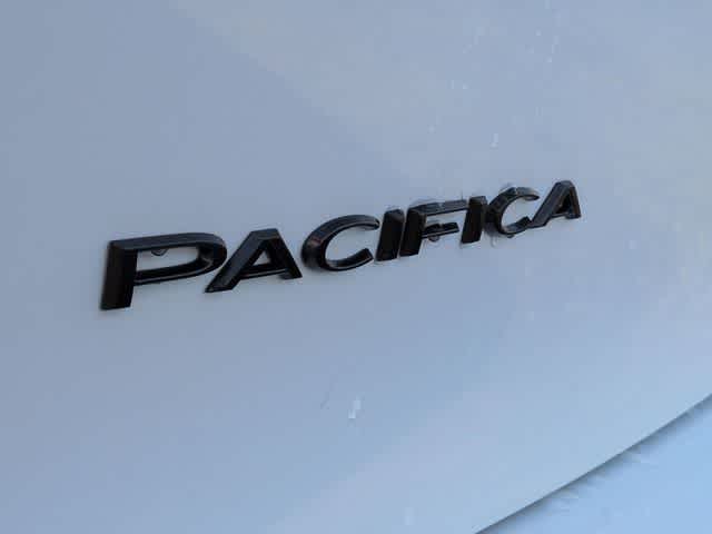 Thumbnail: 2026 Chrysler Pacifica - 13